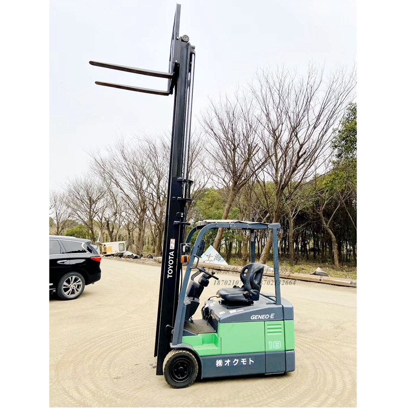 二手原裝進口三支點式豐田1.8噸電動叉車升高4米