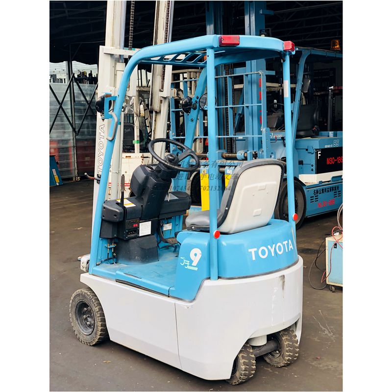 二手豐田電動(dòng)叉車 0.9噸三支點(diǎn)式電瓶叉車 車況好